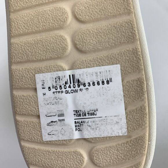 Clarks Cloudsteppers Step Glow Slip On Loafer Soft Cushion Woven Pattern Women 9 - Picture 13 of 13